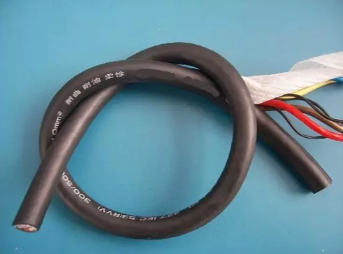 棕色導(dǎo)線用于直流電路的正極 棕色導(dǎo)線用于直流電路的正極